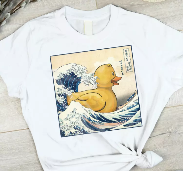 T-shirt art Canard en caoutchouc sur Kanagawa - TenStickers