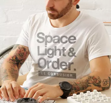 Tee-shirt les besoins du brutalisme - TenStickers