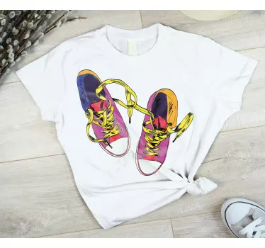 T-shirts illustration de baskets colorées - TenStickers