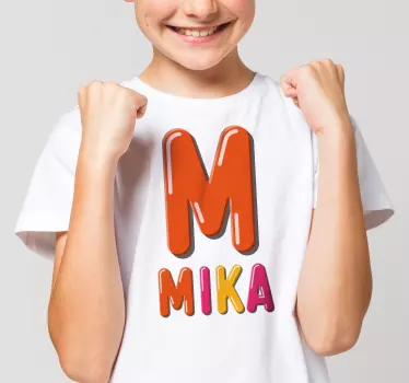 Tee-shirt enfant avec initiale en gras - TenStickers