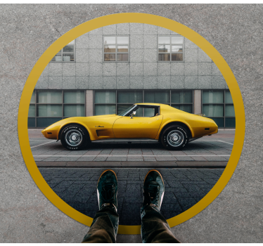 Tapis vinyle ado voiture jaune classique - TenStickers